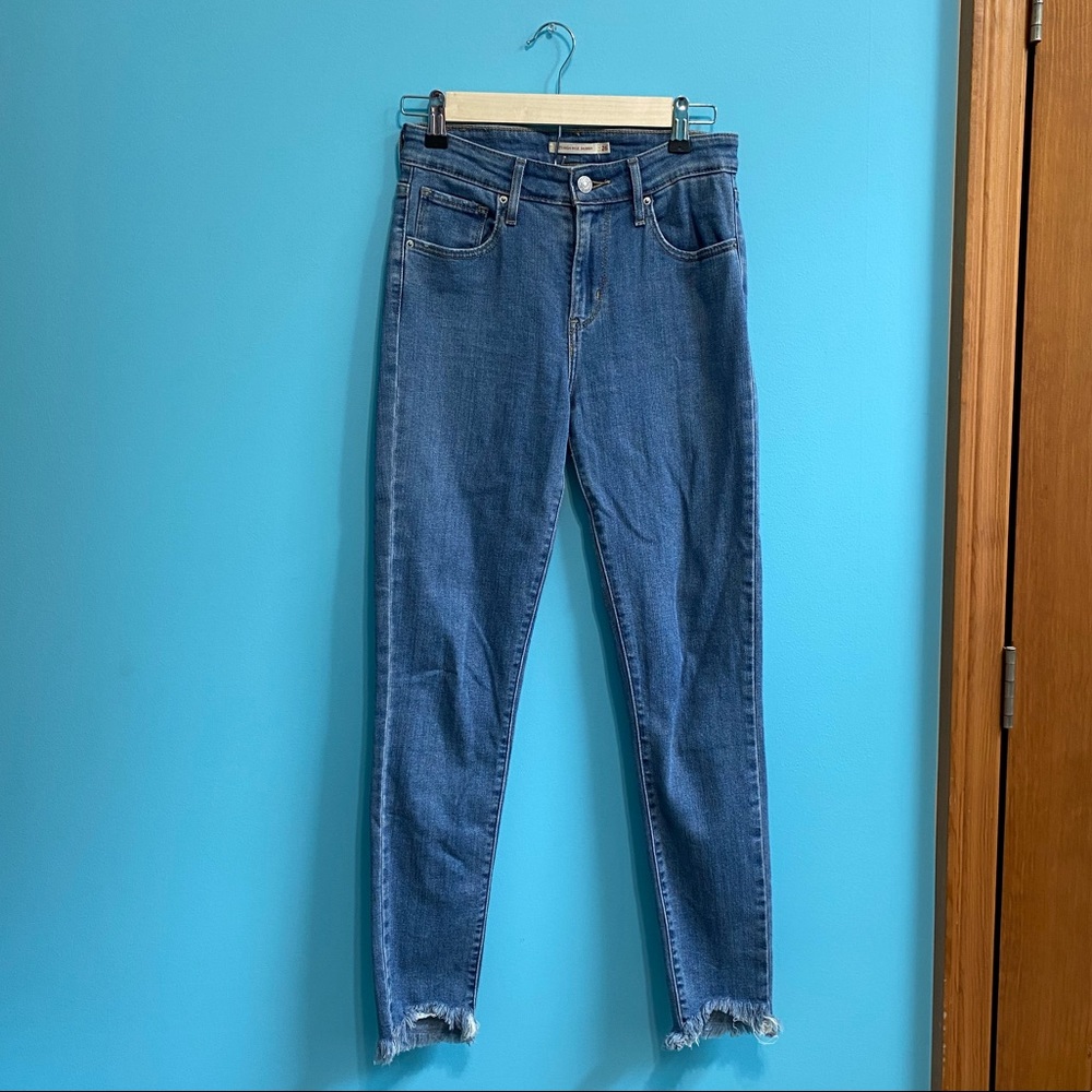 Levi’s High Waist Light Wash Jeans